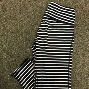 Athleta Stripe Chaturanga. XS, EUC